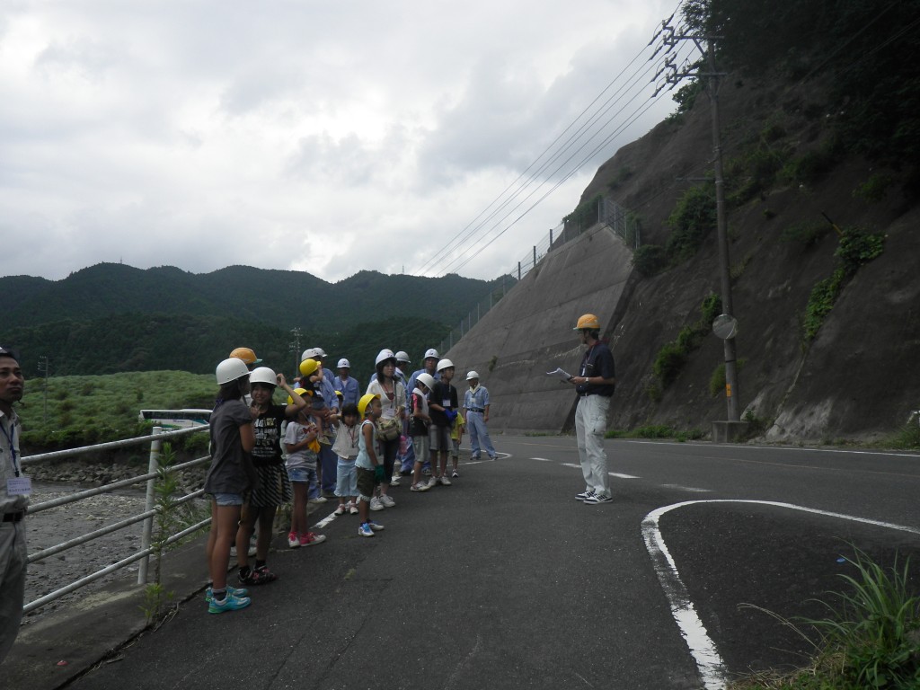 国道１６３号線法面工事